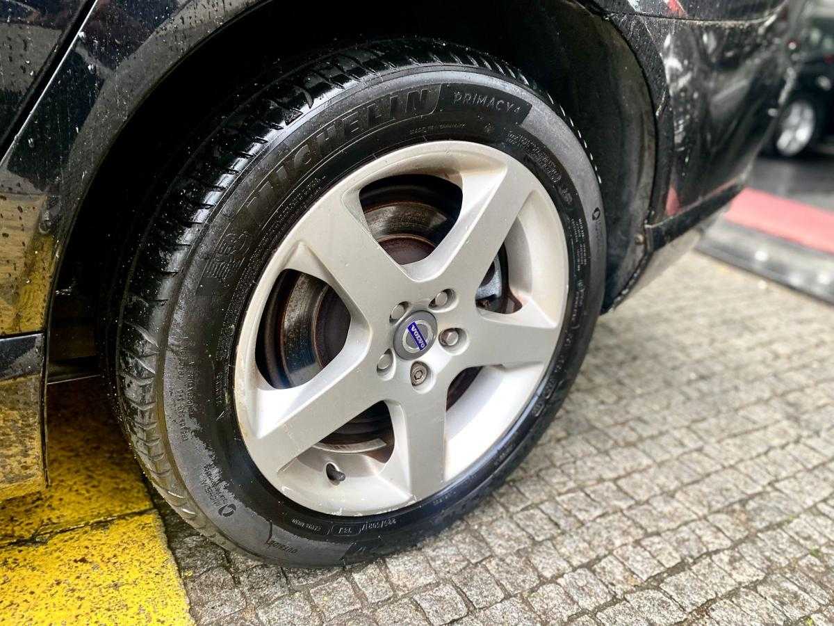 volvo-v70-2008-diesel-1997cc