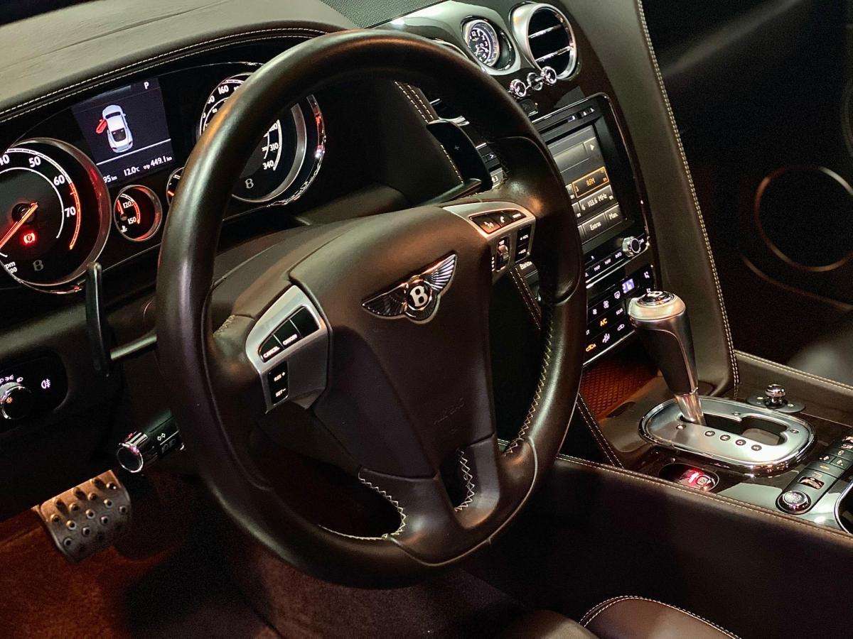 bentley-continental-2013-gasolina-3993cc