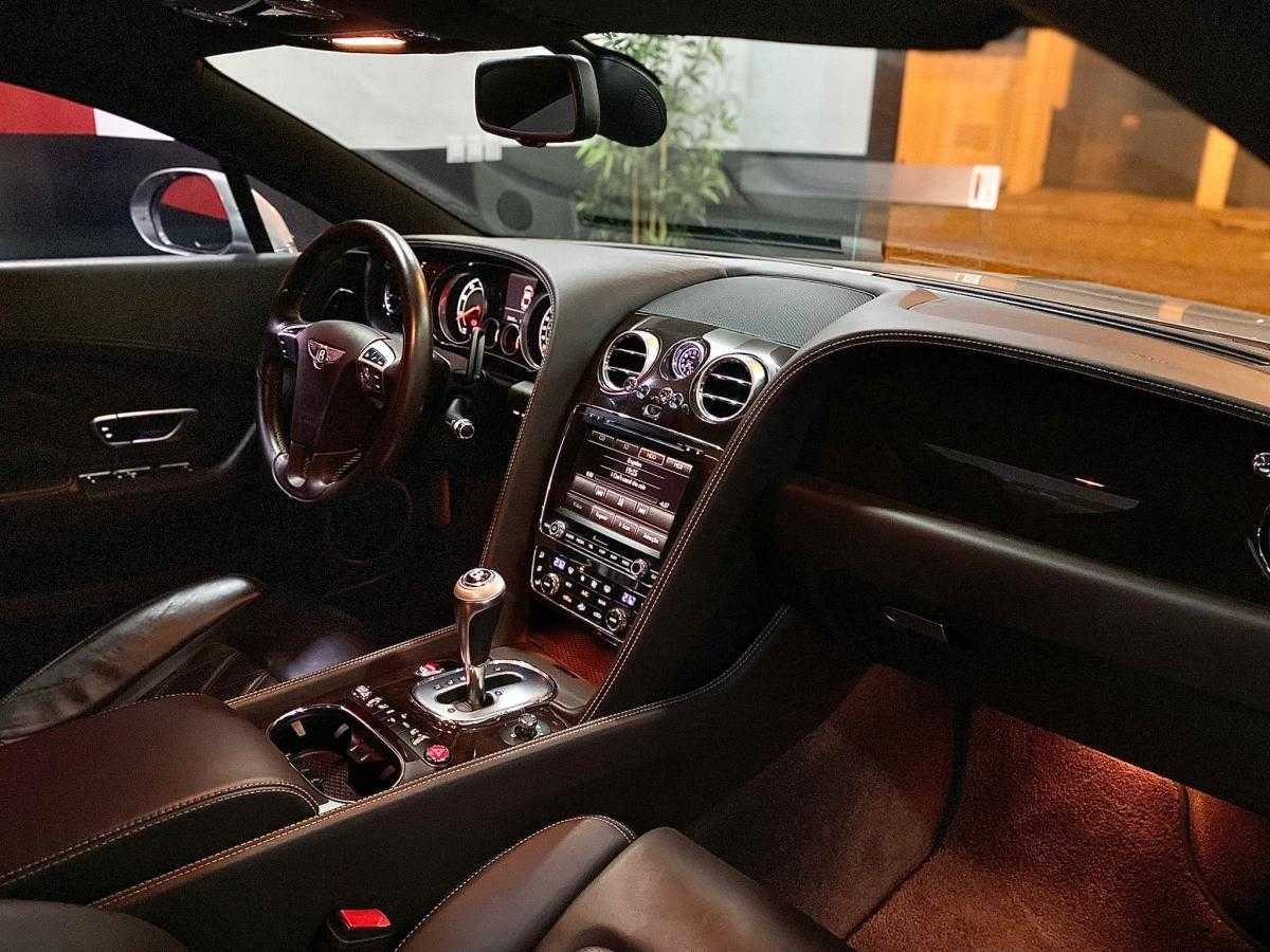 bentley-continental-2013-gasolina-3993cc