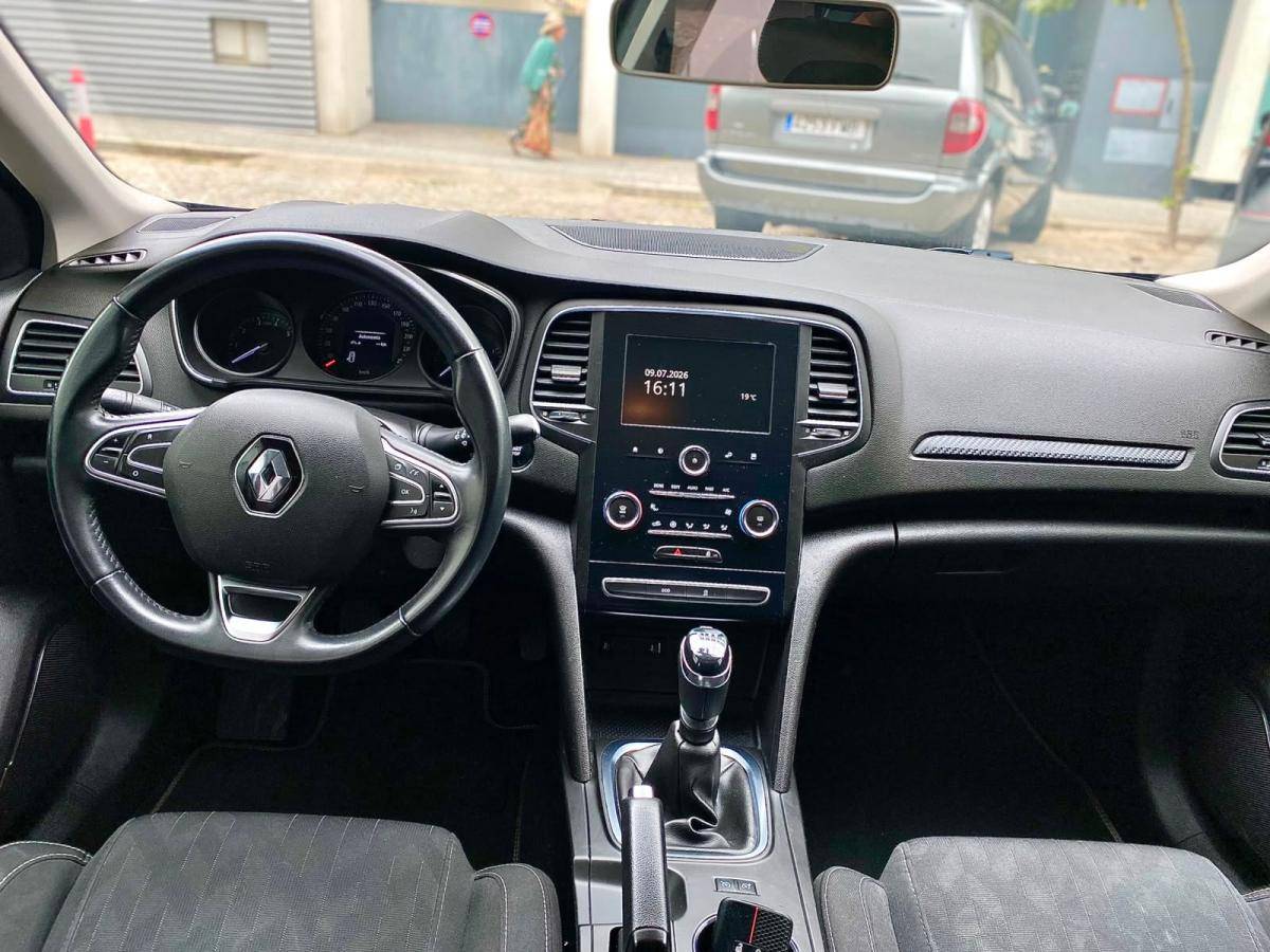 renault-megane-sport-tourer-2019-gasolina-1332cc