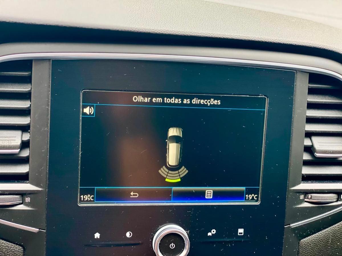 renault-megane-sport-tourer-2019-gasolina-1332cc