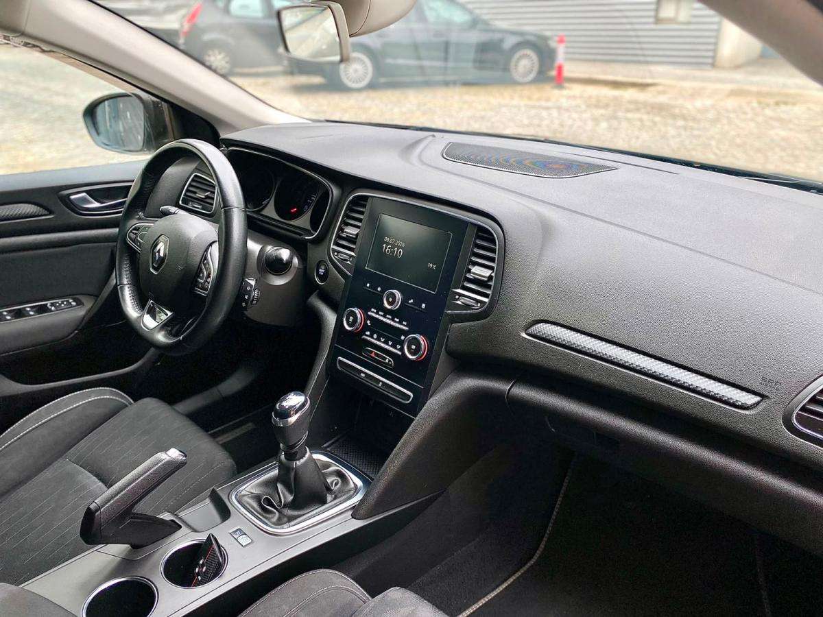 renault-megane-sport-tourer-2019-gasolina-1332cc