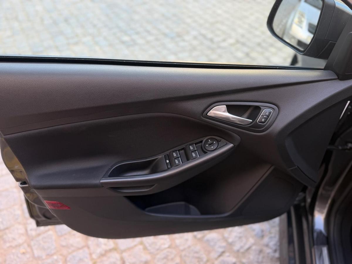 ford-focus-2017-diesel-1499cc
