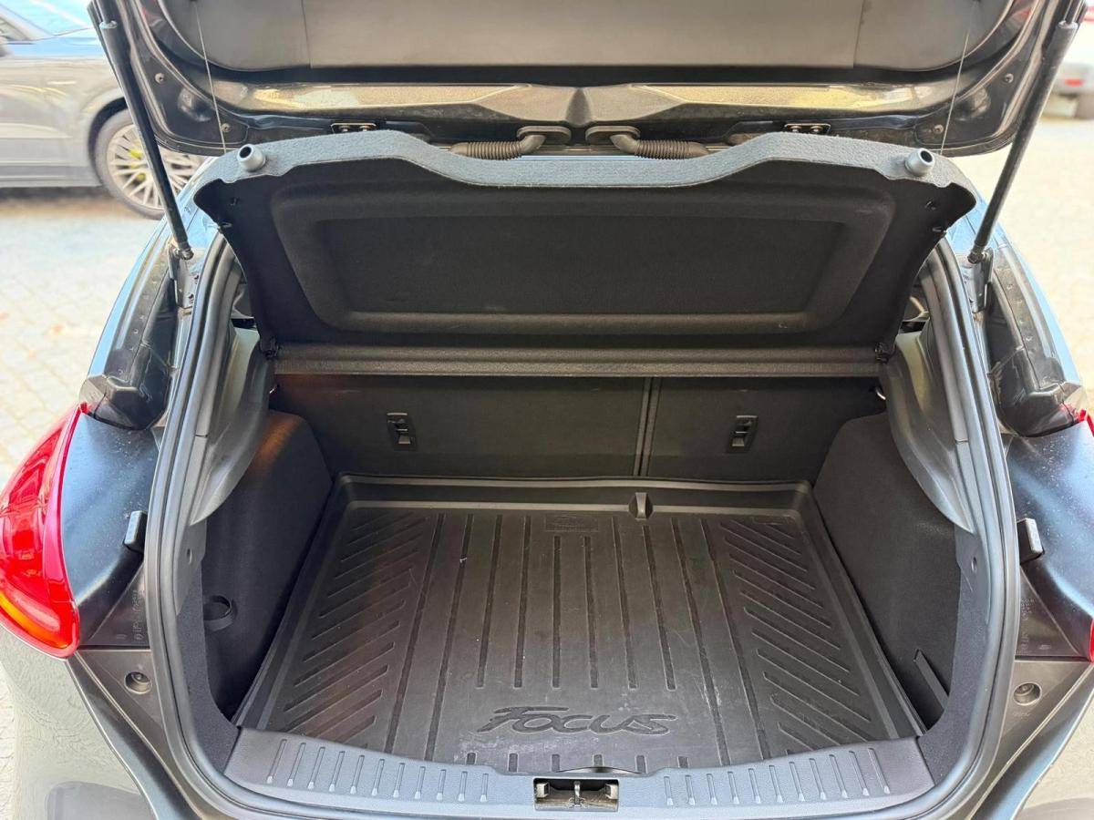 ford-focus-2017-diesel-1499cc