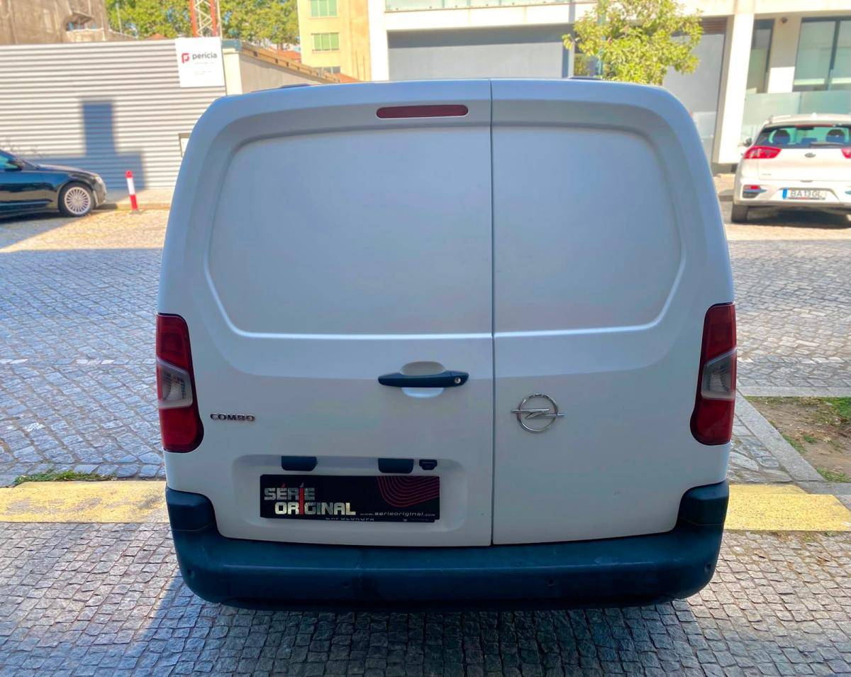 opel-combo-2021-diesel-1499cc