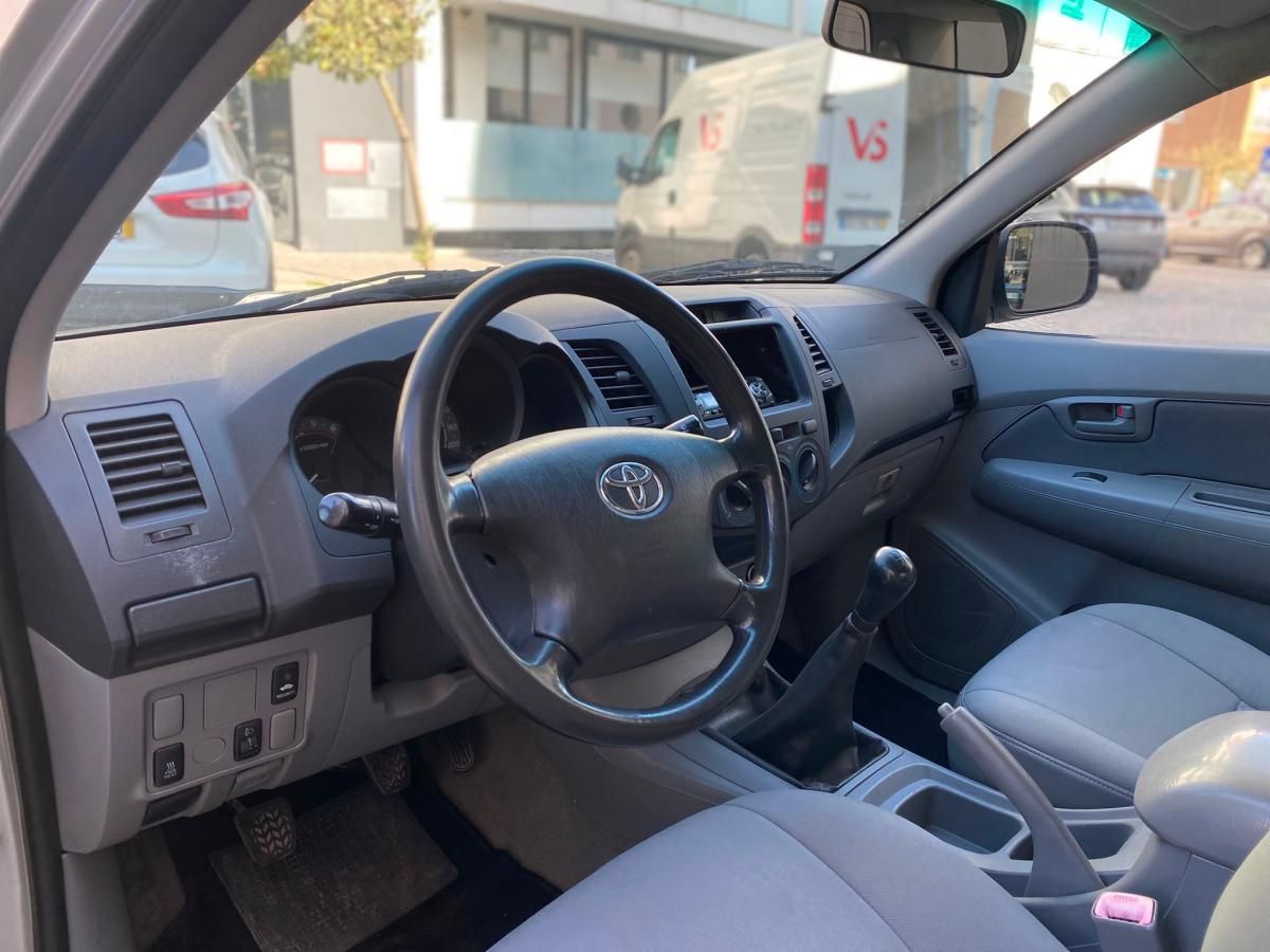 toyota-hilux-2007-diesel-2494cc