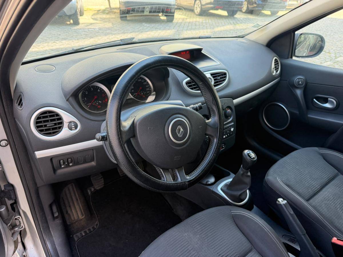 renault-clio-2009-diesel-1461cc