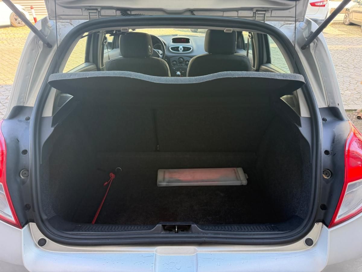 renault-clio-2009-diesel-1461cc