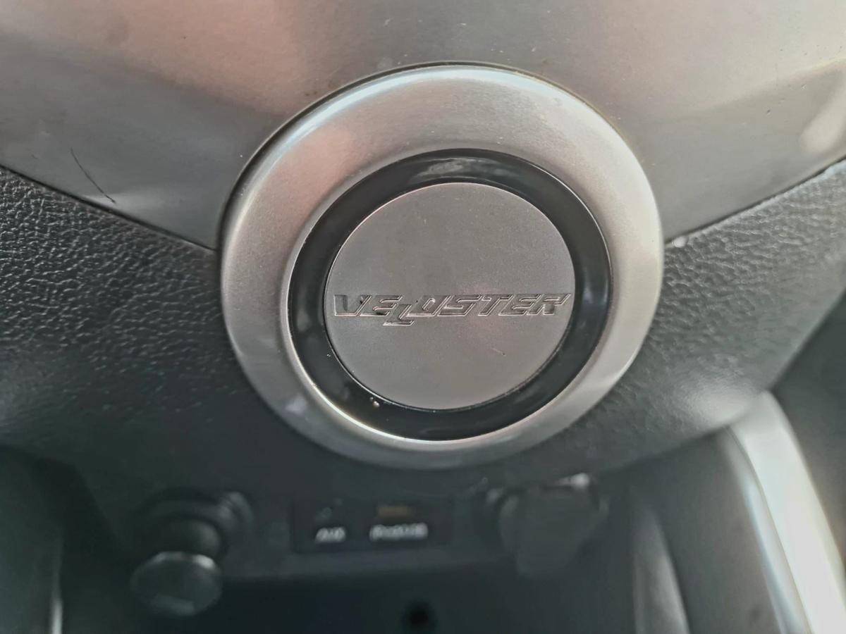 hyundai-veloster-2011-gasolina-1591cc