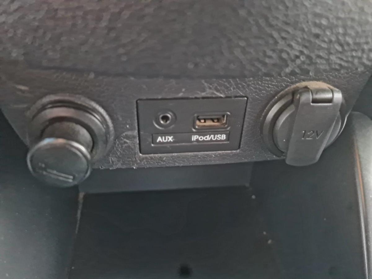 hyundai-veloster-2011-gasolina-1591cc