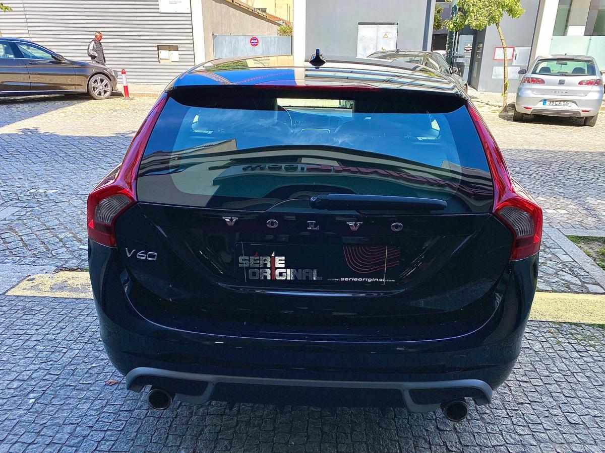 volvo-v60-2012-diesel-1560cc