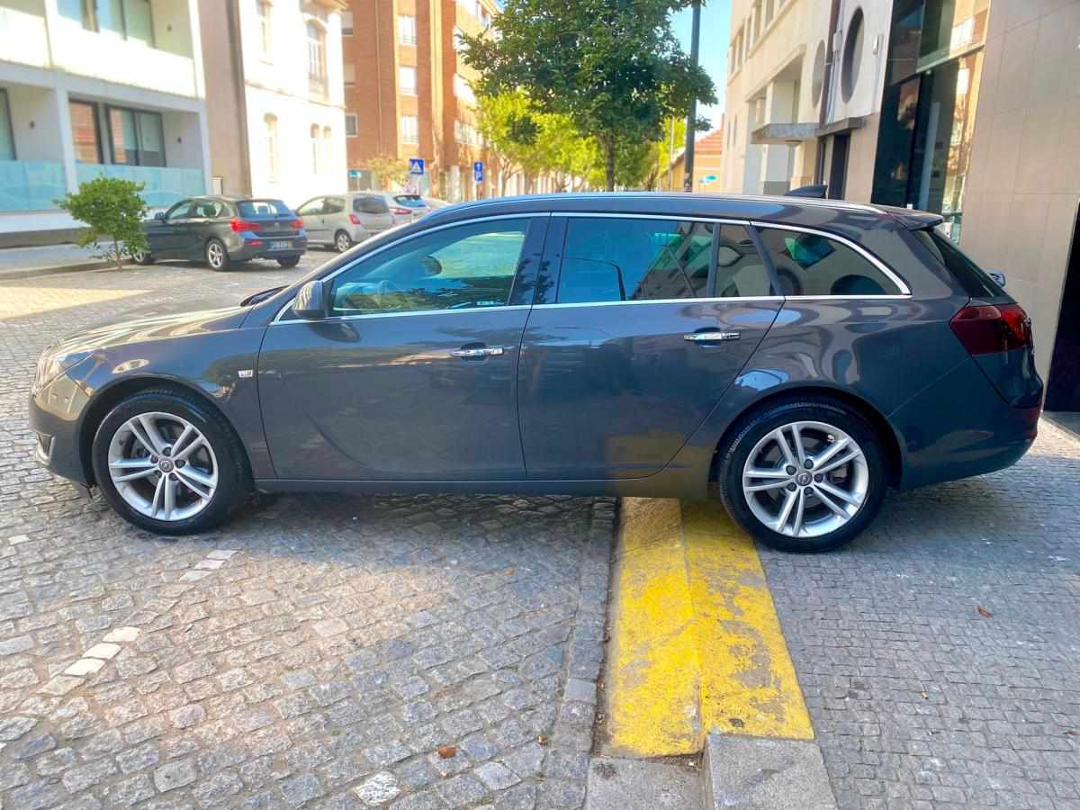 opel-insignia-sports-tourer-2015-diesel-1598cc