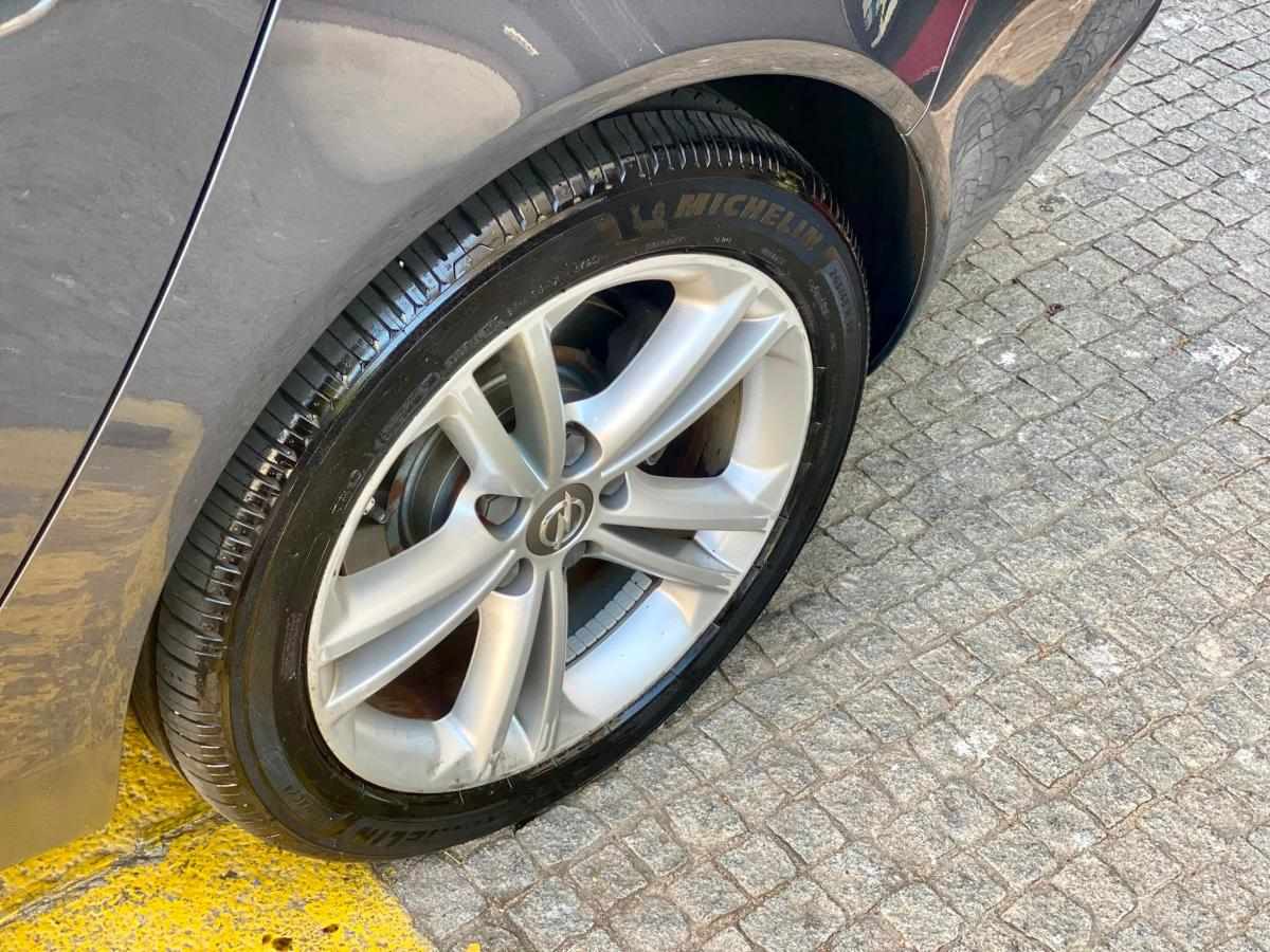 opel-insignia-sports-tourer-2015-diesel-1598cc