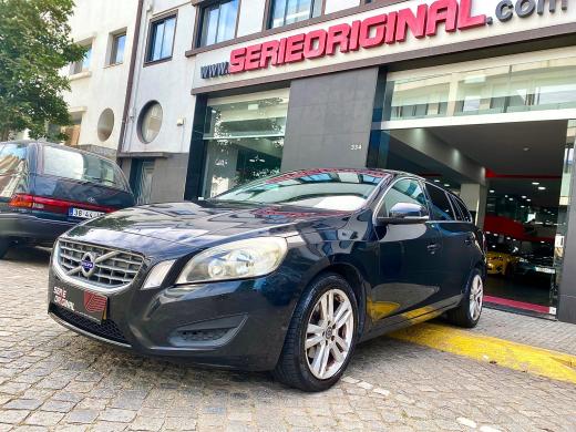volvo-v60-2011-diesel-1560cc