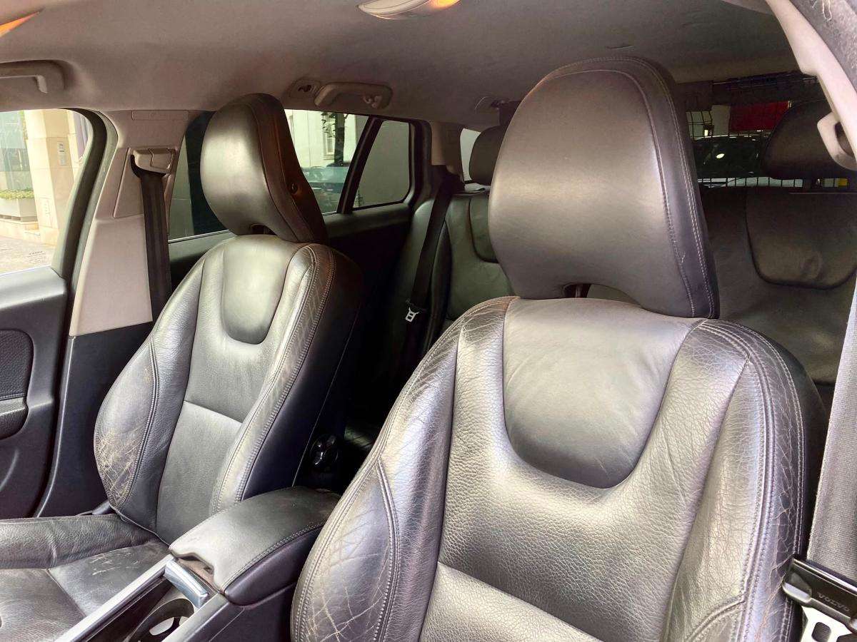 volvo-v60-2011-diesel-1560cc