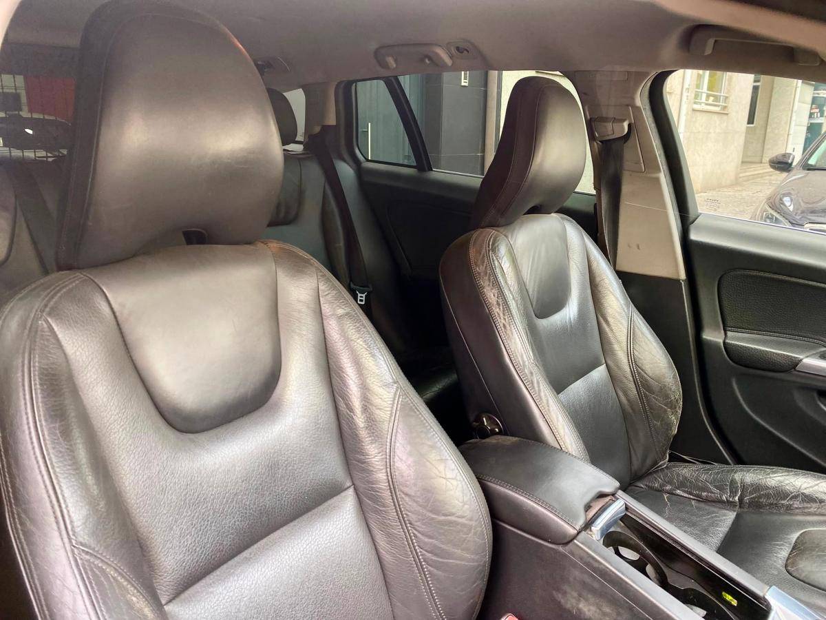 volvo-v60-2011-diesel-1560cc