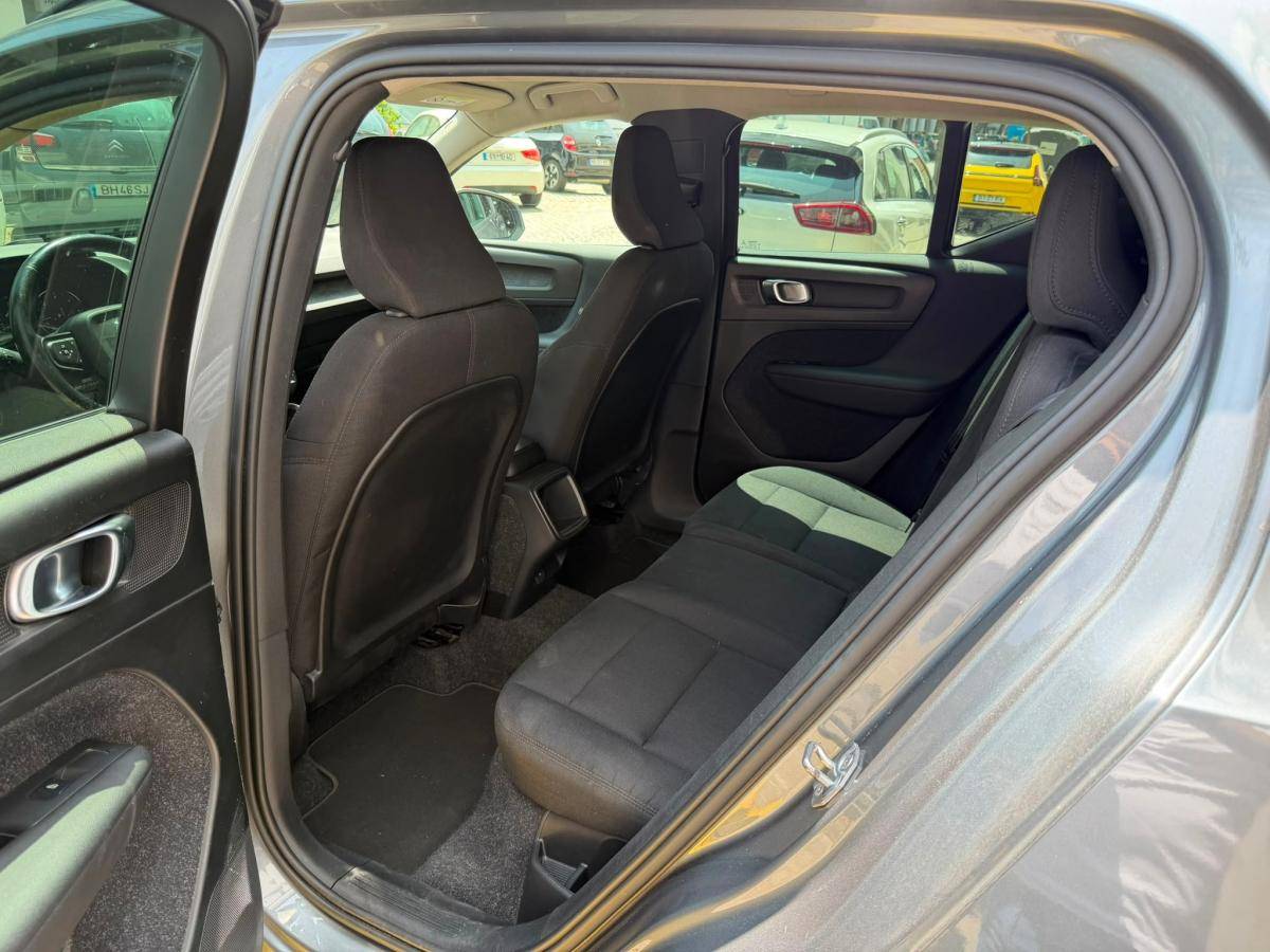 volvo-xc40-2019-diesel-1969cc