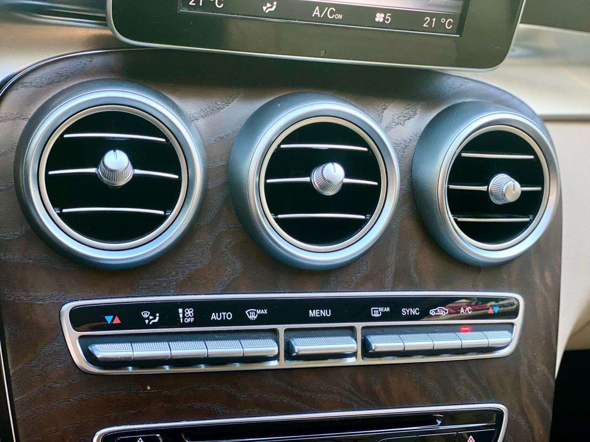 mercedes-benz-classe-c-2015-diesel-2143cc