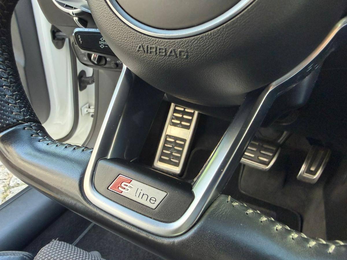 audi-tt-2015-gasolina-1984cc