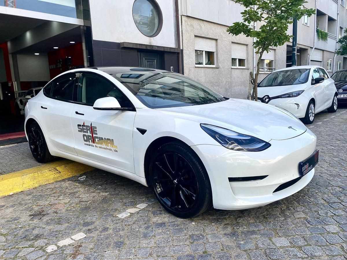 tesla-model-3-2019-eletrico-500cc