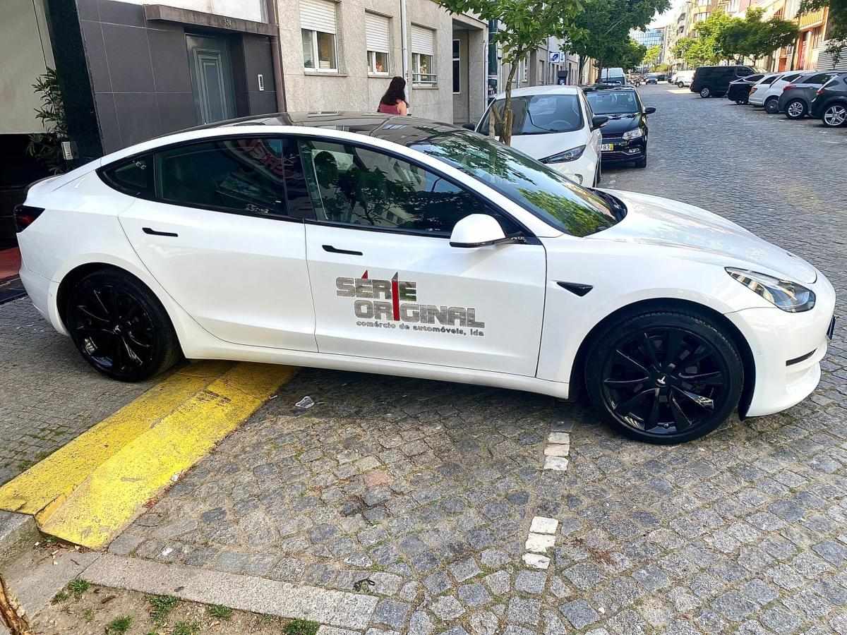 tesla-model-3-2019-eletrico-500cc