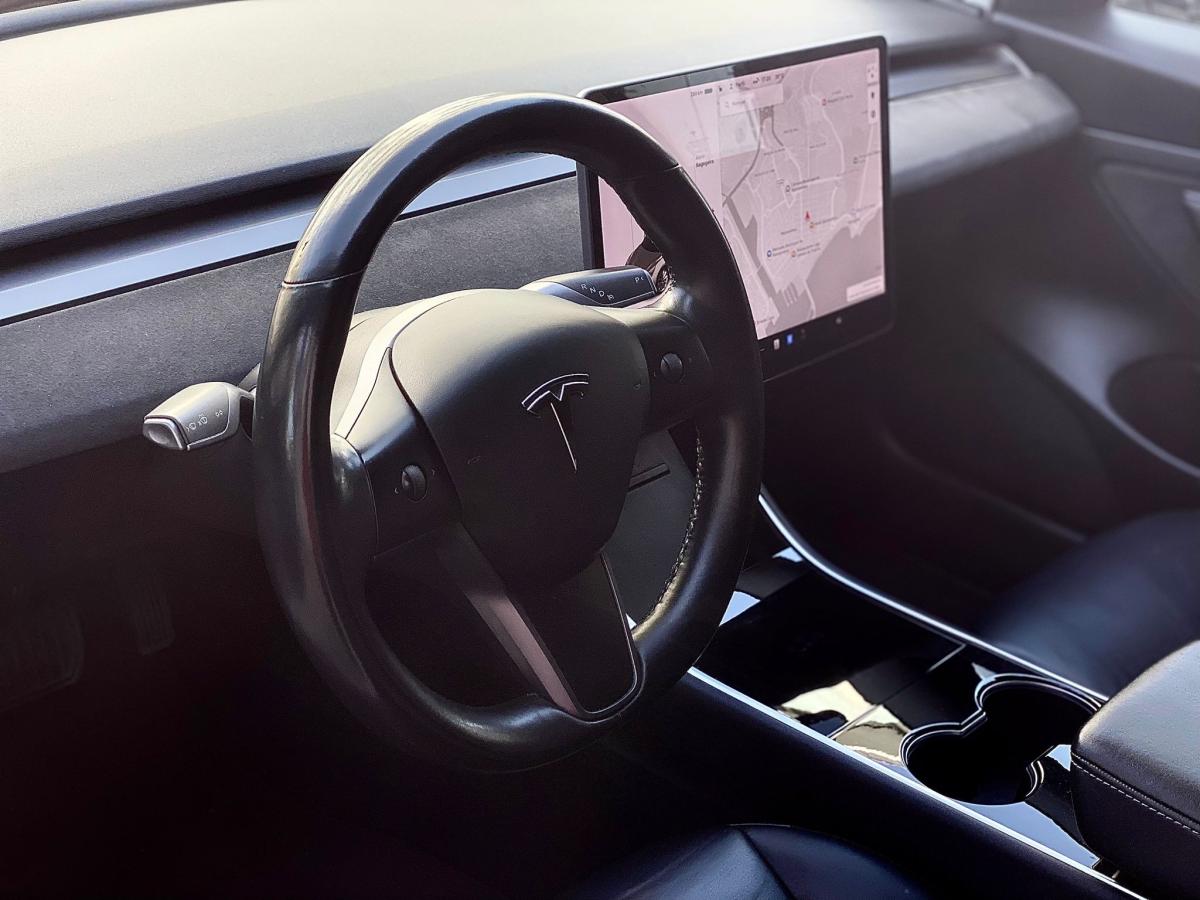 tesla-model-3-2019-eletrico-500cc