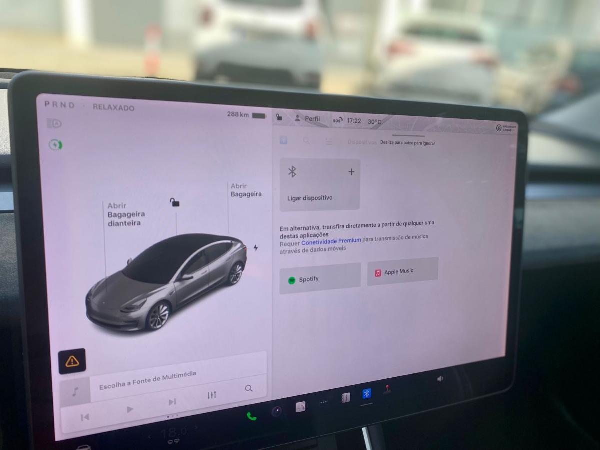 tesla-model-3-2019-eletrico-500cc