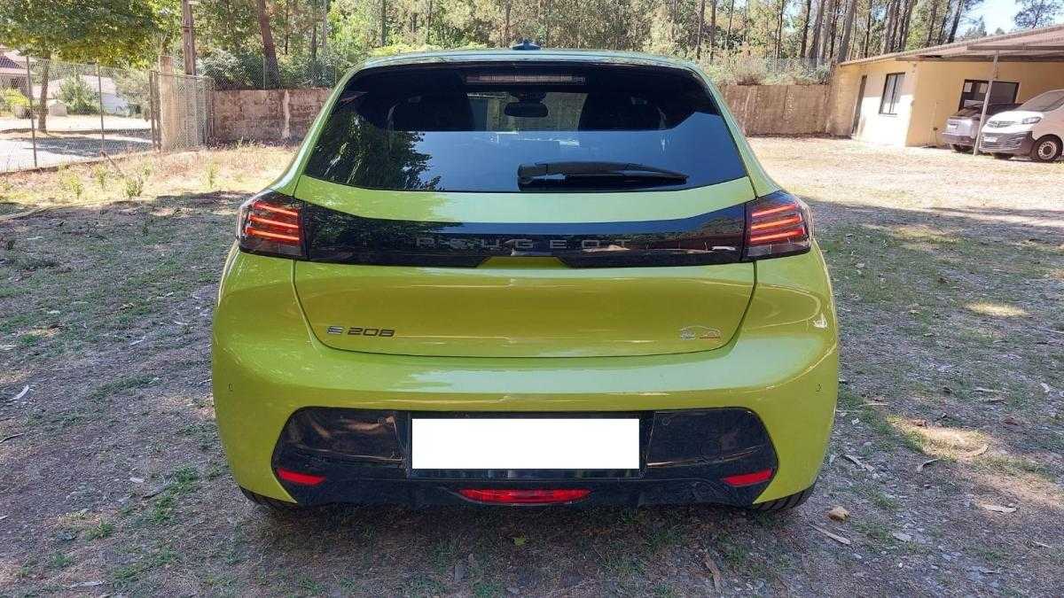peugeot-e-208-2024-eletrico-0cc