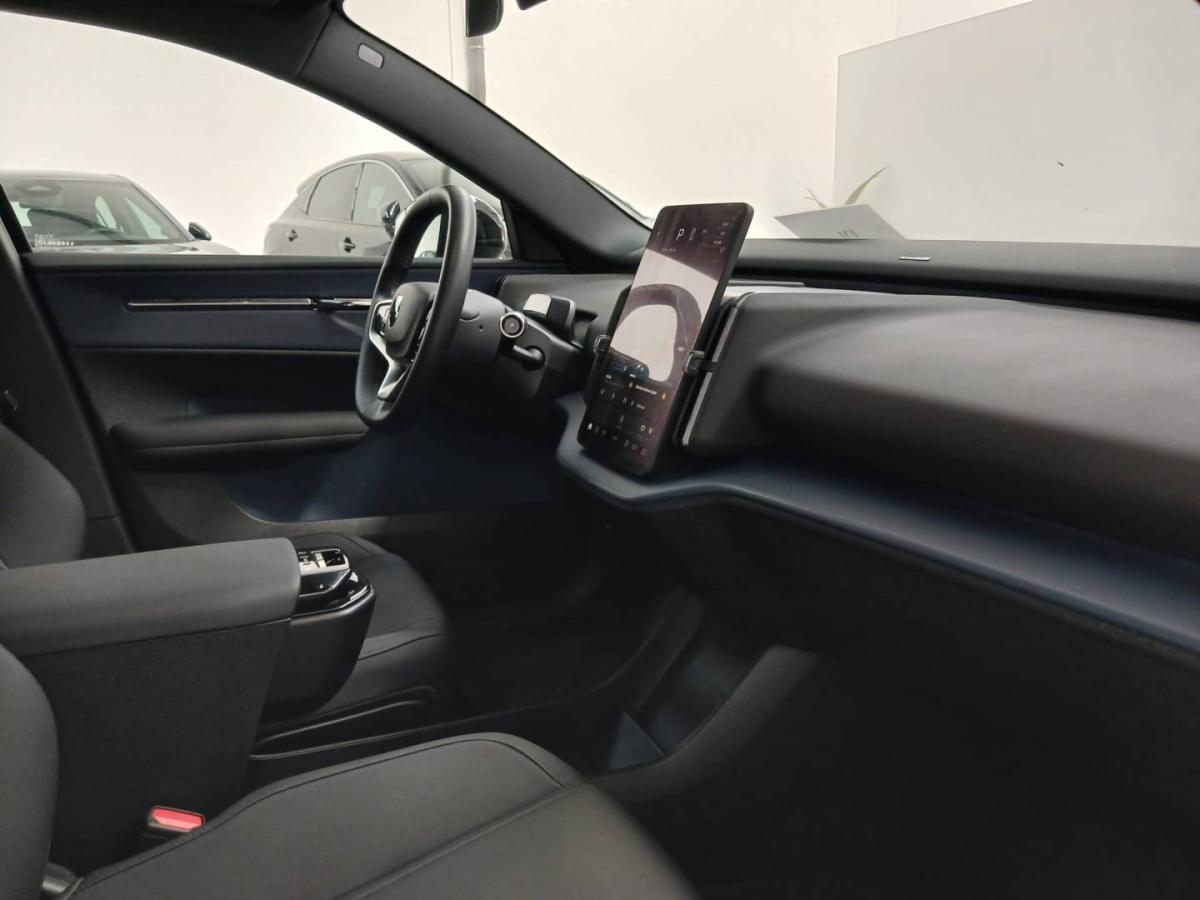 volvo-ex30-2025-eletrico-0cc