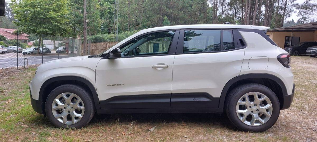 jeep-avenger-2025-eletrico-0cc