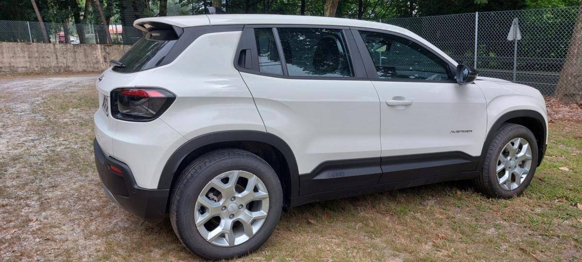 jeep-avenger-2025-eletrico-0cc