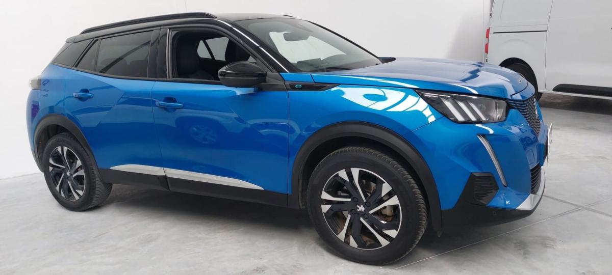 peugeot-e-2008-2023-eletrico-0cc