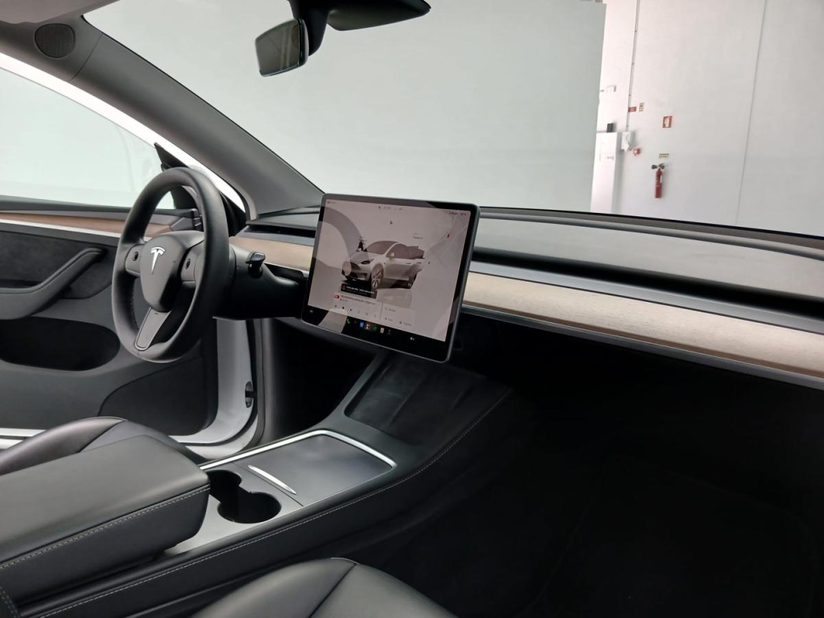 tesla-model-y-2023-eletrico-0cc