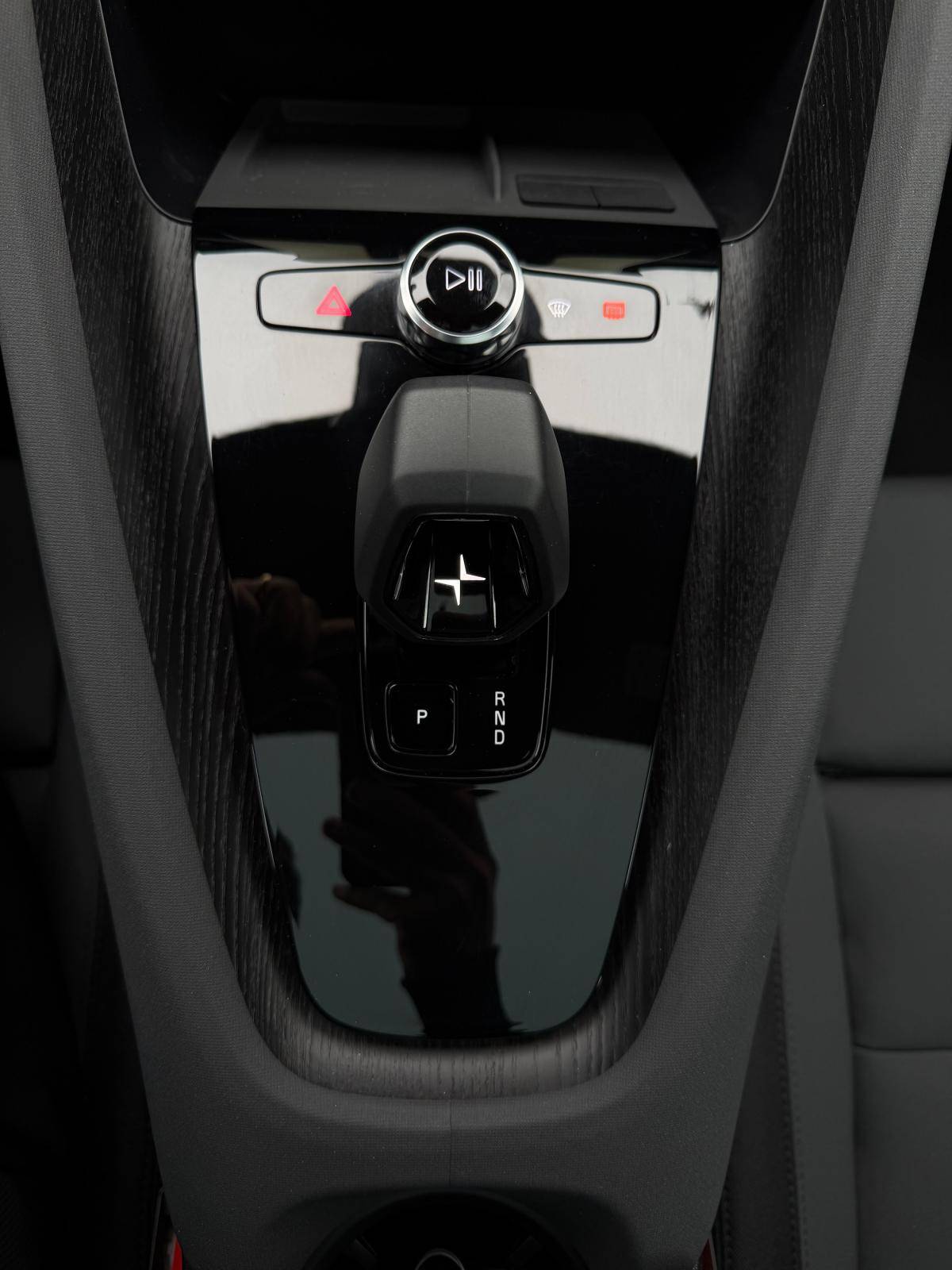 polestar-2-2022-eletrico-500cc
