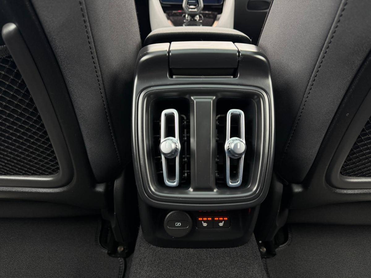 polestar-2-2022-eletrico-500cc