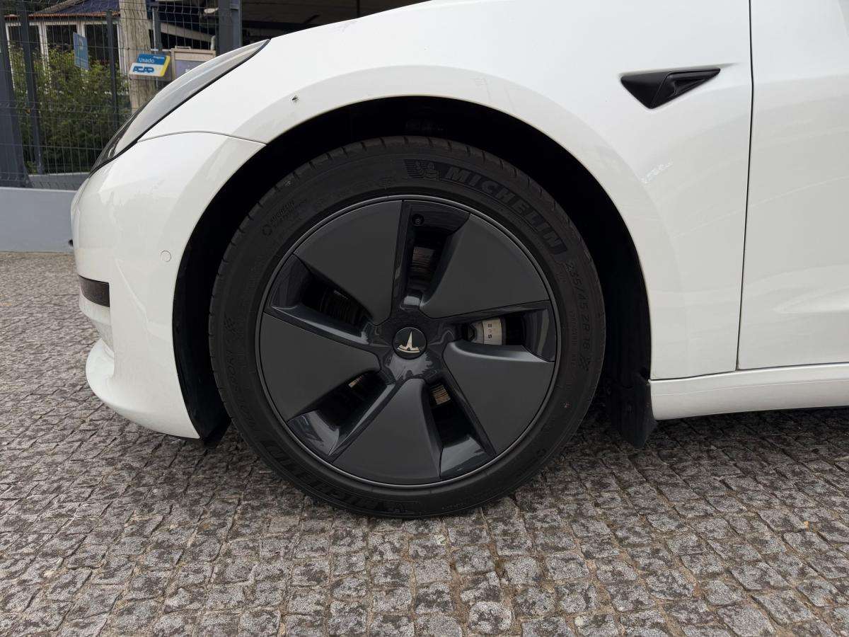 tesla-model-3-2021-eletrico-0cc