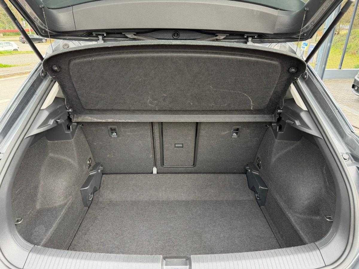 volkswagen-t-roc-2024-gasolina-999cc