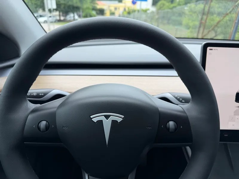 tesla-model-y-2023-eletrico-0cc