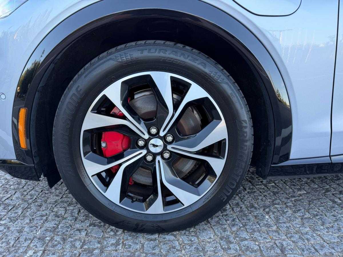 ford-mustang-2022-eletrico-0cc