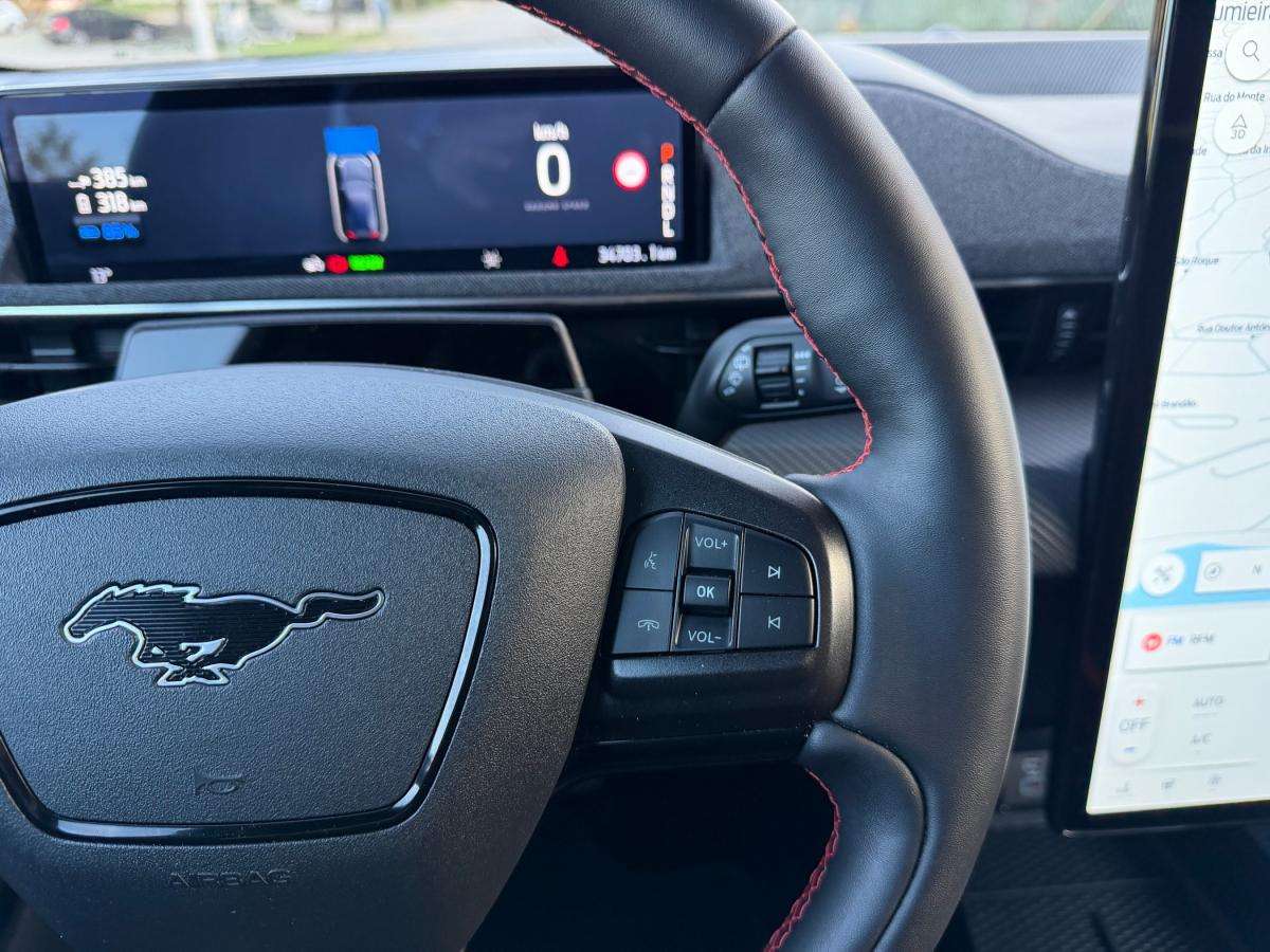 ford-mustang-2022-eletrico-0cc