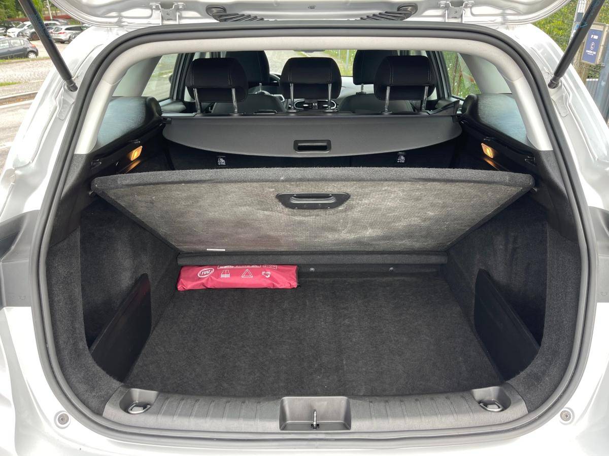 fiat-tipo-station-wagon-2022-diesel-1248cc