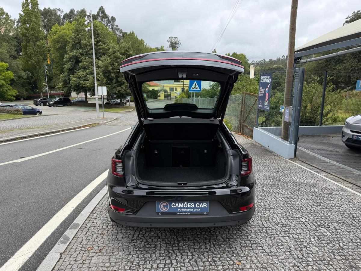 polestar-2-2023-eletrico-500cc