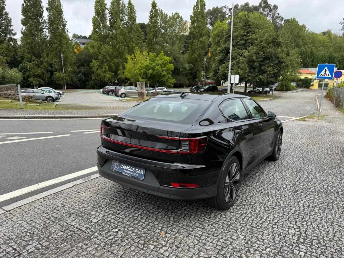 polestar-2-2023-eletrico-500cc