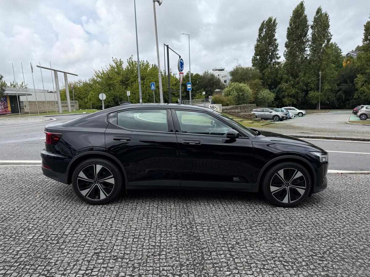 polestar-2-2023-eletrico-500cc