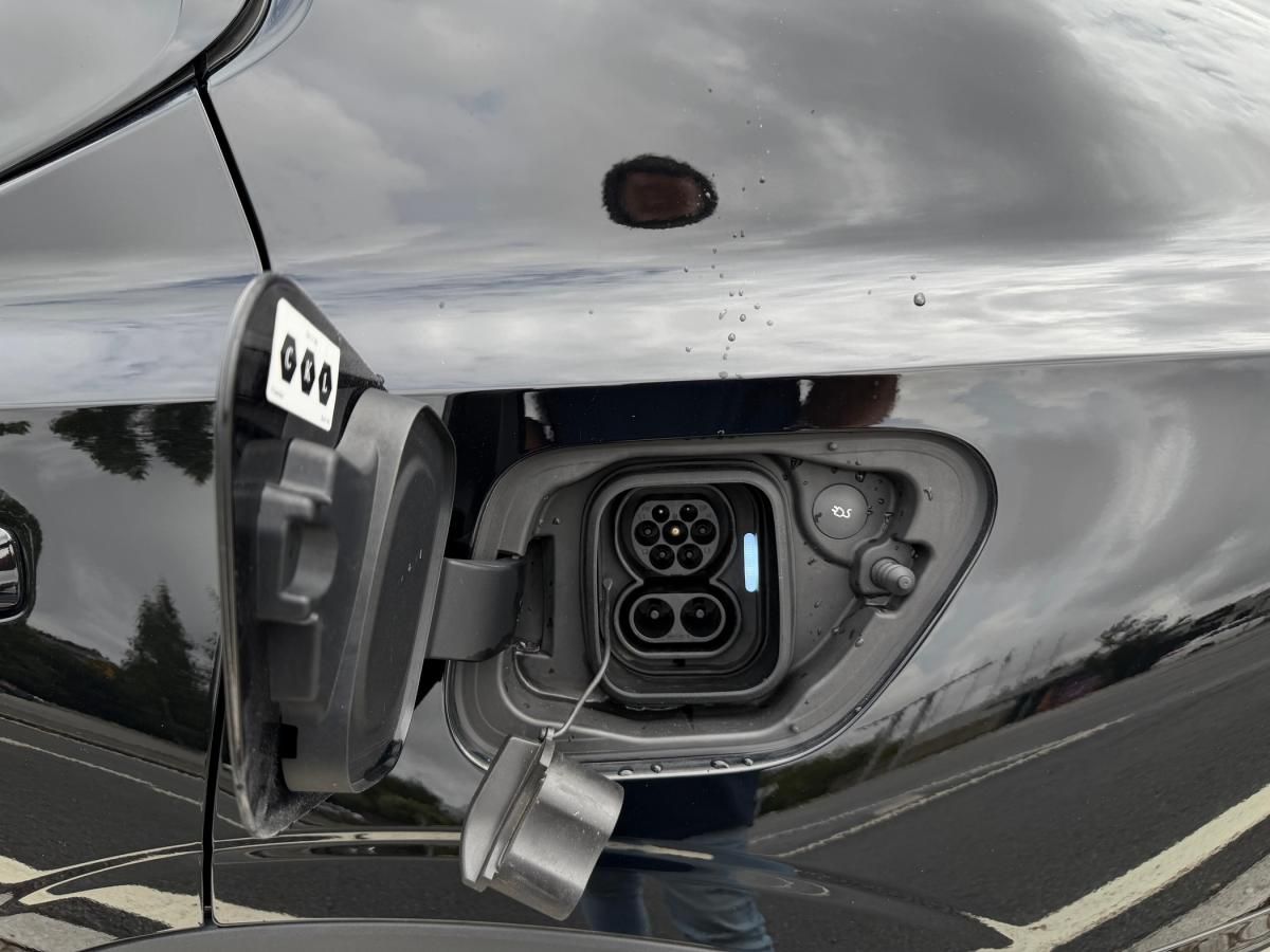 polestar-2-2023-eletrico-500cc