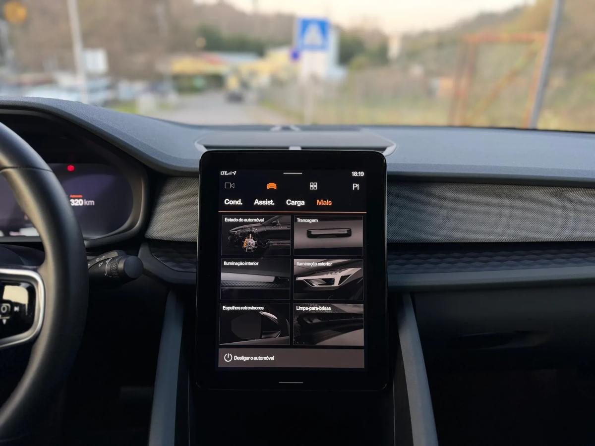 polestar-2-2023-eletrico-500cc