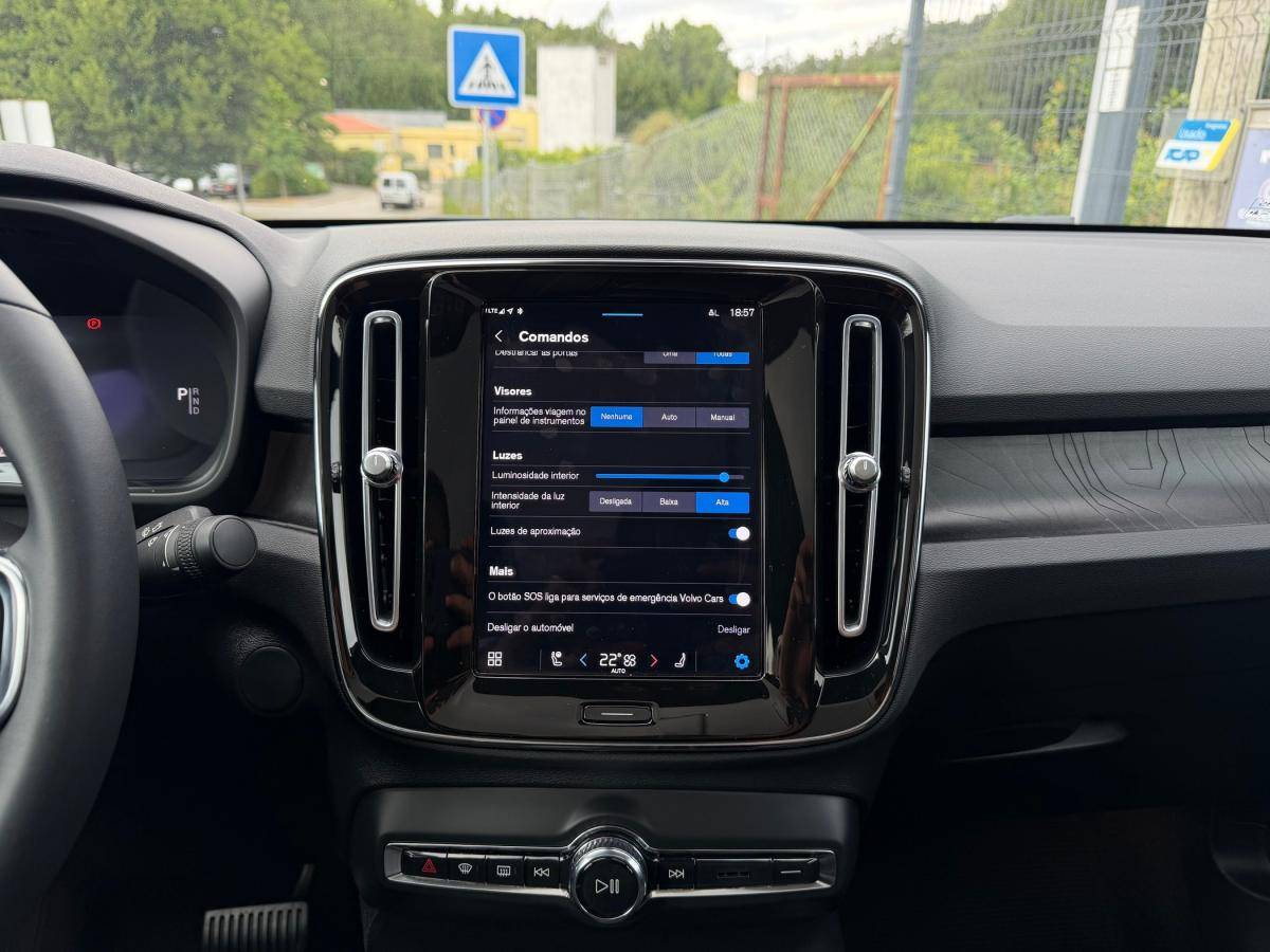 volvo-c40-2022-eletrico-0cc