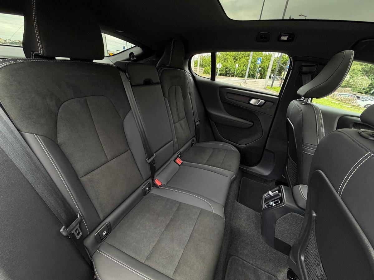 volvo-c40-2022-eletrico-0cc