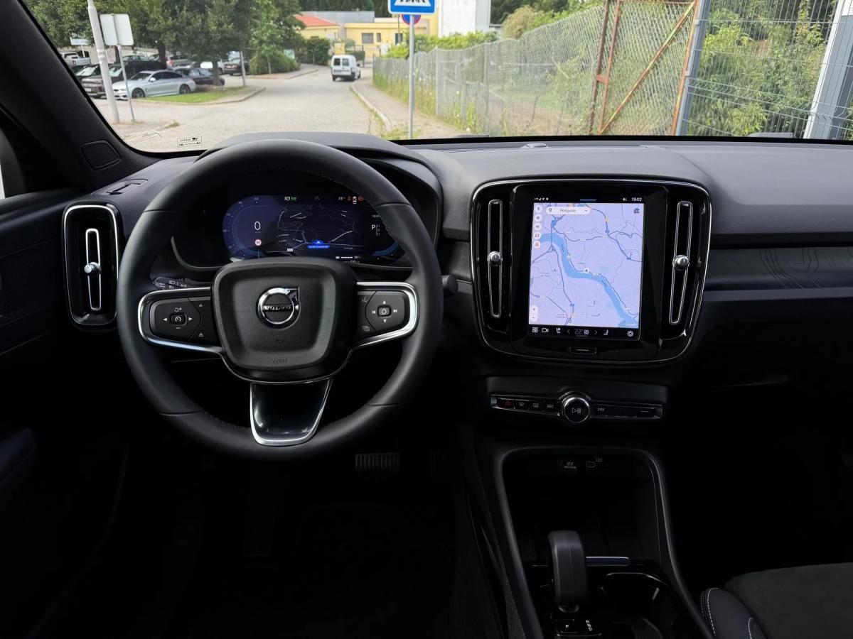 volvo-c40-2023-eletrico-0cc