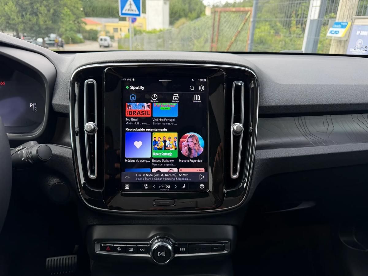volvo-c40-2023-eletrico-0cc